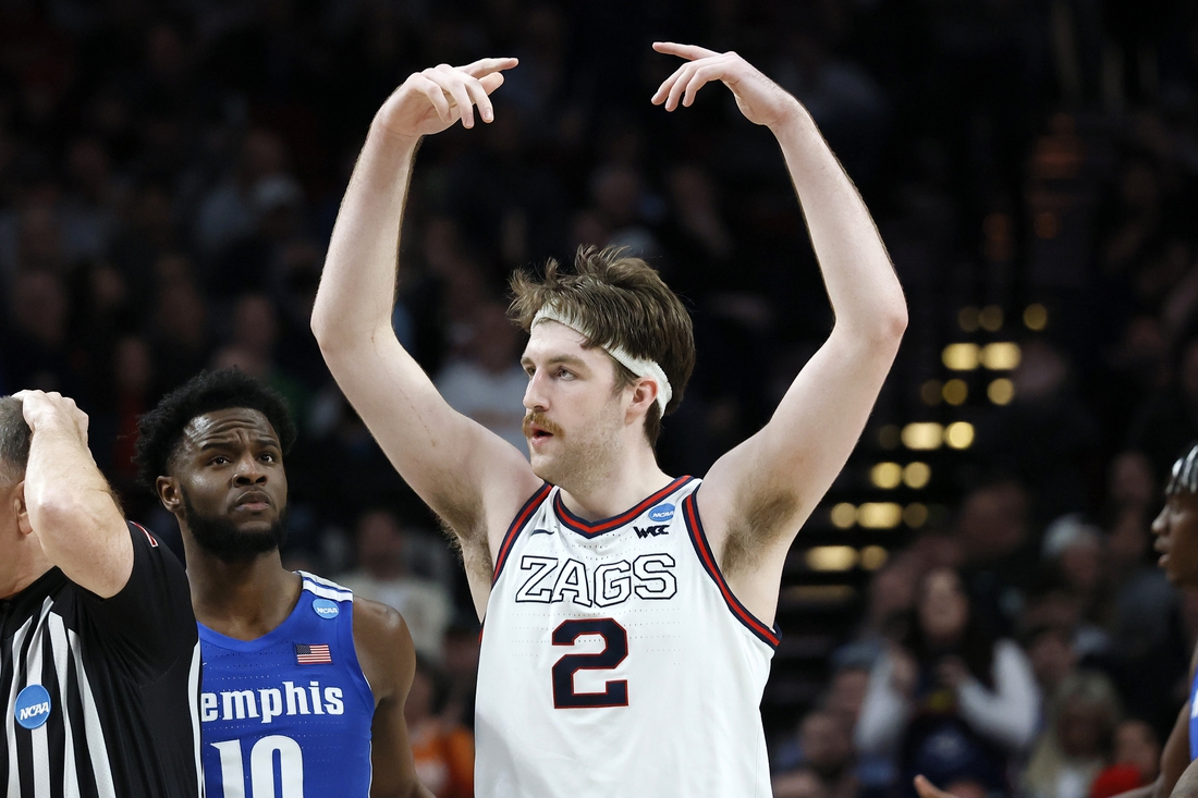 NCAAB ArkansasGonzaga drawing heavy action to kick off Sweet 16